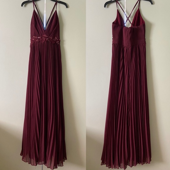 Formal Burgundy Maxi Dress - Picture 1 of 4